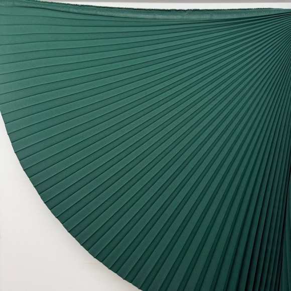 Гофре классика габардин зеленый