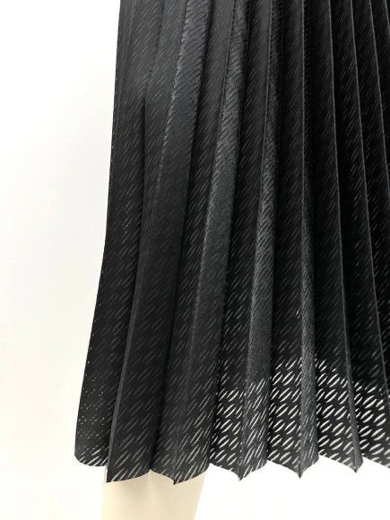 Гофре классика Плательная черная с узором