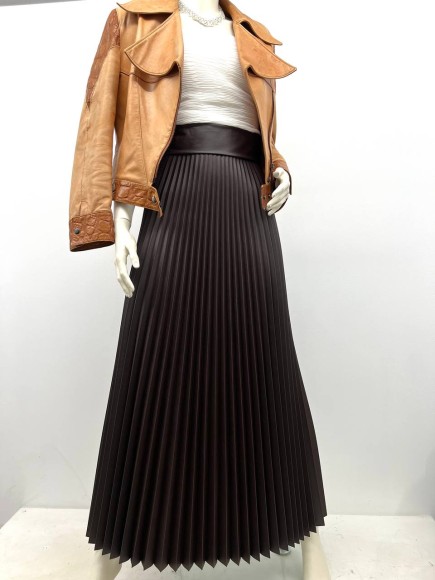 Гофре классика Экокожа коричневая морщинистая 100 см