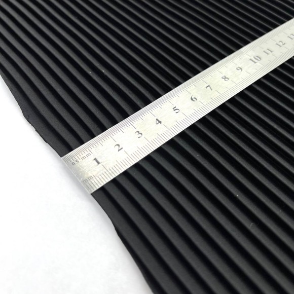 Плиссе 4 мм Армани черный