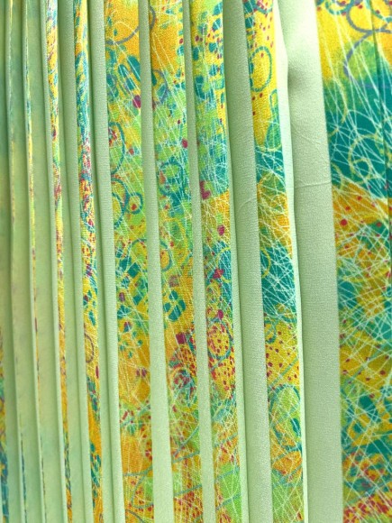 Плиссе 2см принт клякса Креп-шифон зеленый