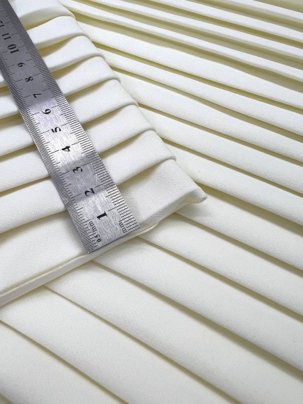 Плиссе 1.5см Костюмная молочная