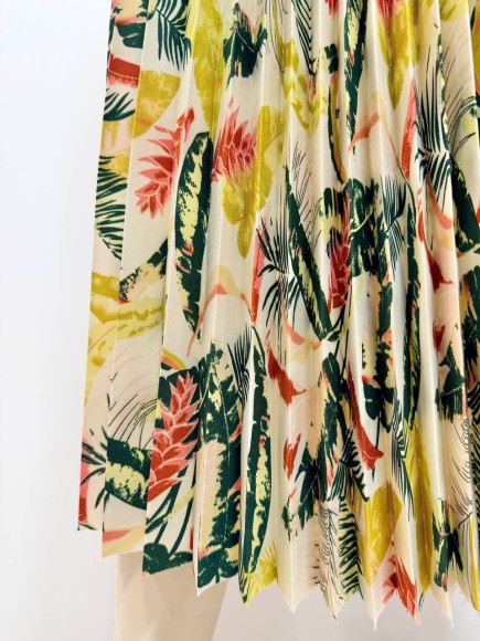 Гофре классика Габардин листья светлые